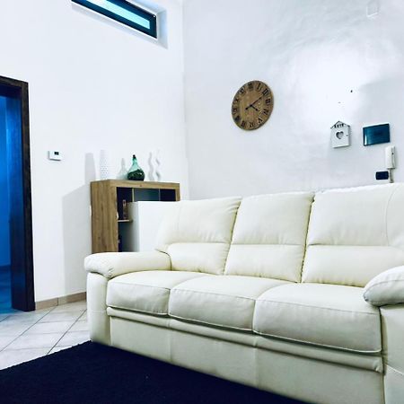 Susu Apartment บรินดิซิ ภายนอก รูปภาพ