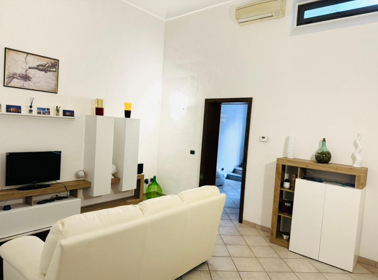 Susu Apartment บรินดิซิ ภายนอก รูปภาพ